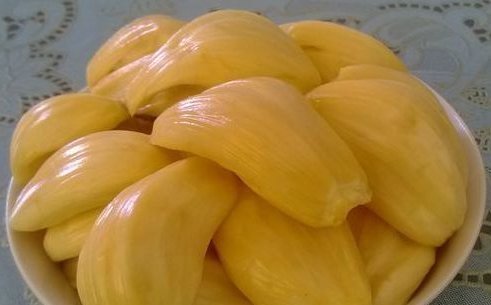 菠萝蜜|多给小孩吃此果,再贵也别省,让小孩远离近视,个子嗖嗖的长