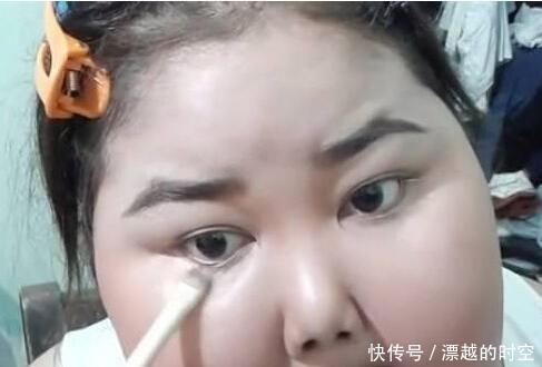 妹子|“大饼脸”妹子化妆技术了得,前后对比亲妈都要乐开花了