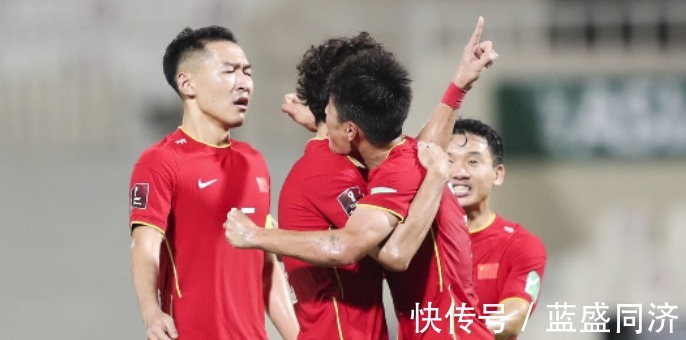 国足|4失单刀后!武磊亮出“2必杀技”,难掩“一线4连崩”,3人变罪魁!