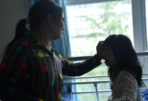 偏心|无意间看到女儿日记,翻开里面内容,宝妈的心被深深刺痛