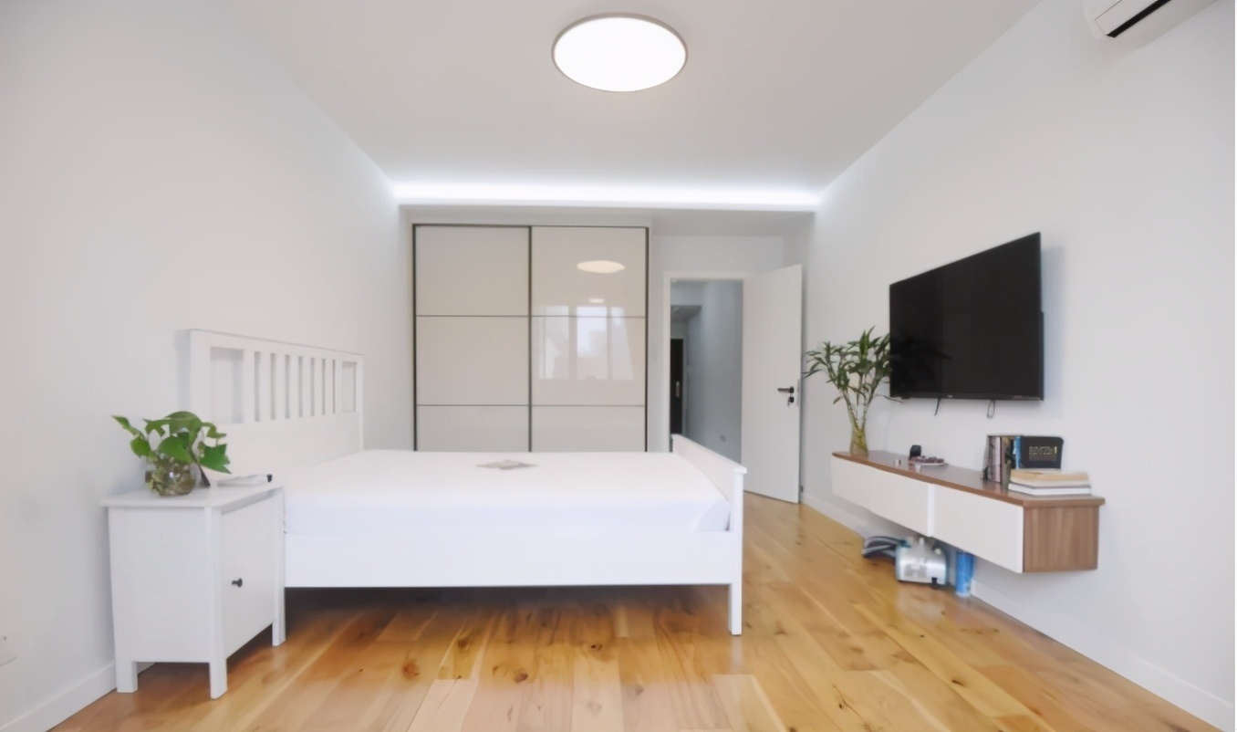 腻子|腻子粉到底要不要加胶水老漆工表示这是行规，劝你别信