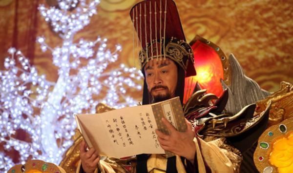 为大天尊|观音见了玉帝称陛下,你看如来称玉帝什么这一细节暴露两人关系