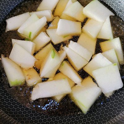 小米辣|冬瓜虾仁汤