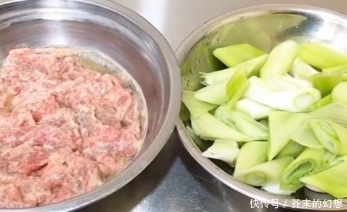葱爆牛肉怎么做？大厨教你一招，葱香四溢牛肉滑嫩入味
