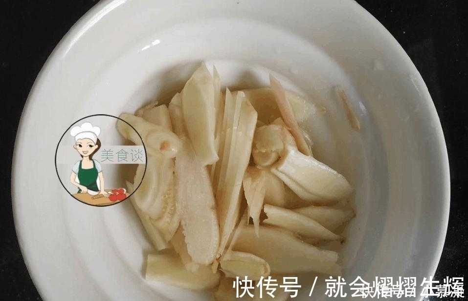 紫苏叶|越是热天, 我家就越喜欢吃这菜, 每回都炖1大锅, 少了埋怨不够吃