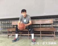 科比|李观洋被科比影响一生的男人,成为了全运会篮球运动员