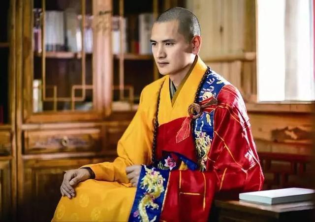 小伙@浙江80后小伙,放弃铁饭碗当和尚,却被富二代美女倒追,为啥