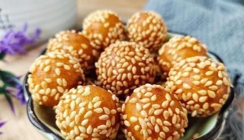 冬天这美味抓紧吃，酥香软糯，我家每年做几百个，家人依然吃不腻