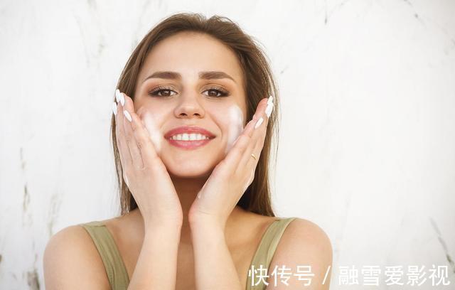 雌激素|女人“黄体酮”不足会长斑?常吃3种食物,补充雌激素,分解色斑