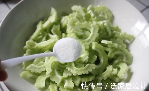 苦瓜|夏天吃啥瓜都不如这个“瓜”，维c含量高，清新脆爽还便宜