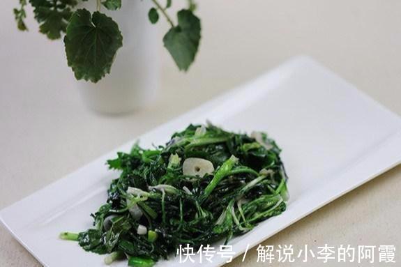 诸葛亮|生长在农村的一种野草,名字很霸气开花很美,却没人知道竟然能吃