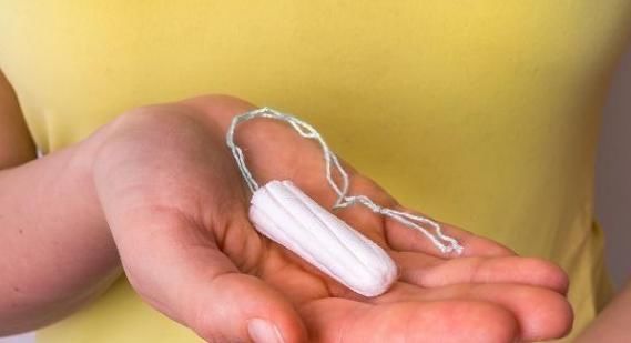 更年期|45岁后的女性，身体若有几个变化，或许是例假要跟你“告别”了！