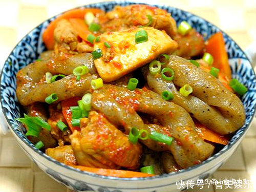  家常菜如此吃很鲜很香，营养健康还解馋，做法超简单！