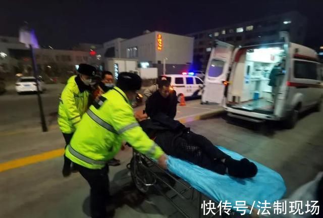 交警|险!老人突发脑梗，交警火速护送就医