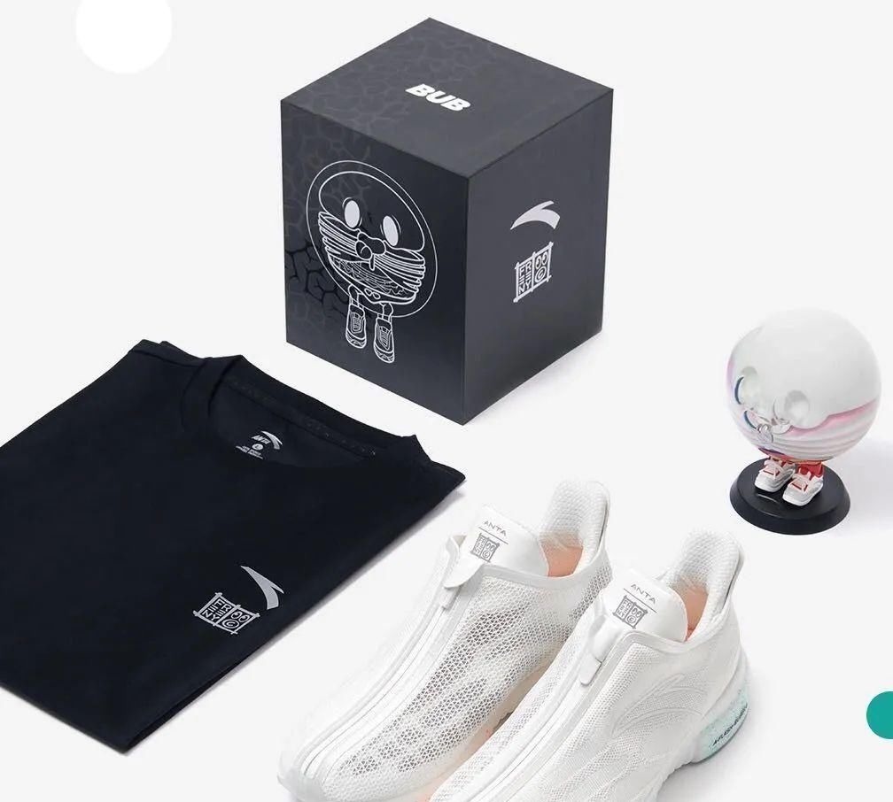 进口鞋 安踏联名“范思哲”!颜值满分,国外明星上脚,老外也爱进口鞋?