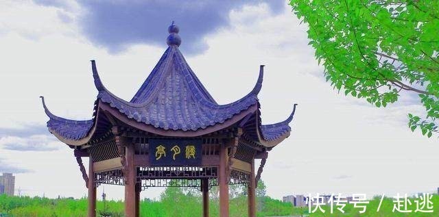 秀才@老板娘一上联“饥鸡盗稻童筒打”,秀才一下联,堪称千古绝对!