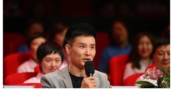 丰收联欢会|《星光大道》唱响“丰收联欢会”