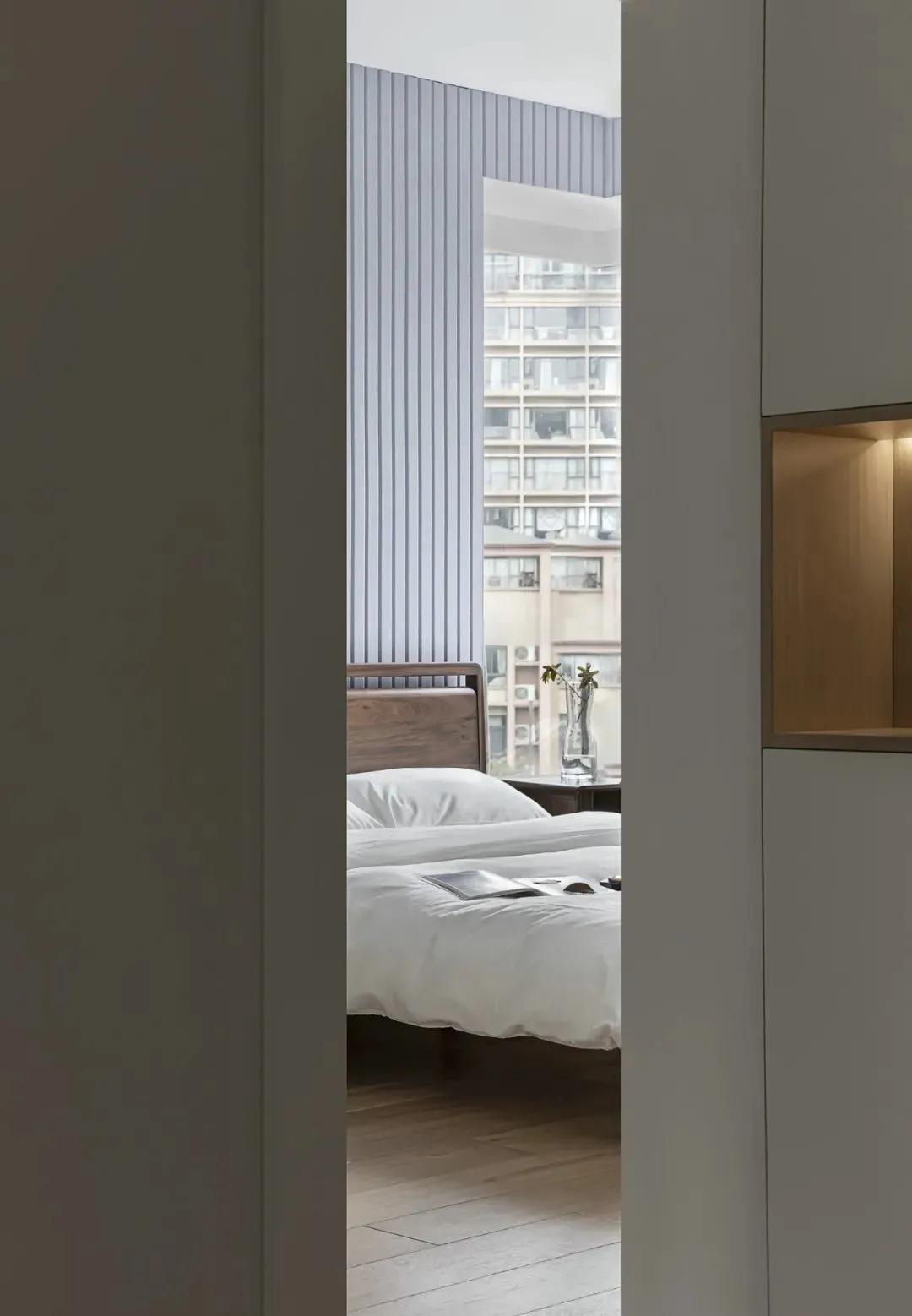 中西厨|客厅放弃电视，用一整面墙做收纳，快来跟这个神仙小户型学收纳！