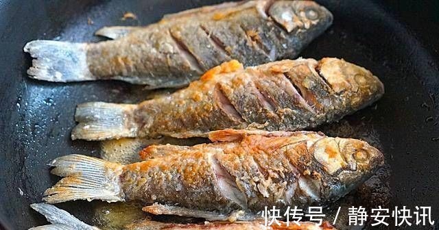 鱼汤一定要煮成牛奶白吗?私人诊所告诉你,尽量这样煮,汤最好喝
