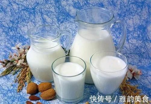 乳房胀痛|女人在这个年龄段绝经是好事,身体能收获4个好处,别担心变老了