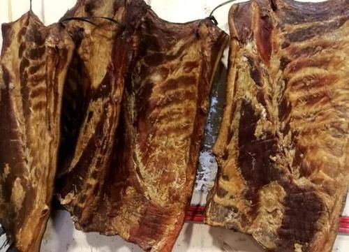 土家腊肉，蒸炒煎炖，样样美味，一年四季，吃得开心开怀