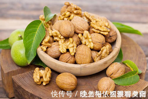 糖尿病|核桃养生更长寿！有5大养生功效，但和“它”同吃可以“致命”！