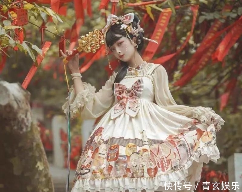 黄杏|故宫的红墙黄杏,除了汉服外,国风Lolita中西结合独一无二的美