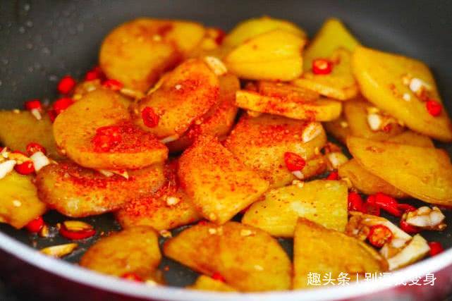 吃一个,相当于7个苹果70颗花生,特便宜,大人小孩都爱吃