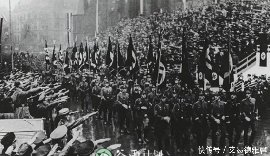 军装|二战时,希特勒为啥总是一身军装?希特勒自己这样解释道