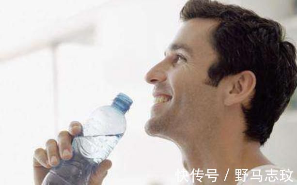 男性朋友|前列腺炎的“死对头”，2种习惯，3种食物，效果或许比“药”强