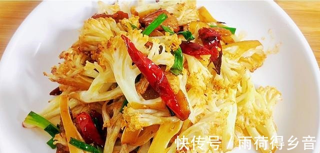 炒花菜到底是应该过油还是焯水这样做更好吃，详细教程（图文）！