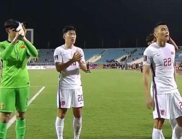 王涛|U13精英队小球员：国足输越南很生气，长大一定把这口气争回来