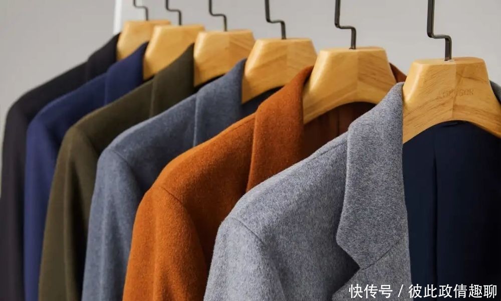  小编|一分钱两样花！今冬第一件大衣，我选性价比超高的ta