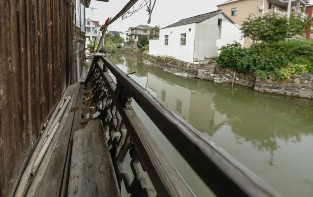 俞阿顺|余杭这座水阁楼，已成此地唯一！花窗惊艳！