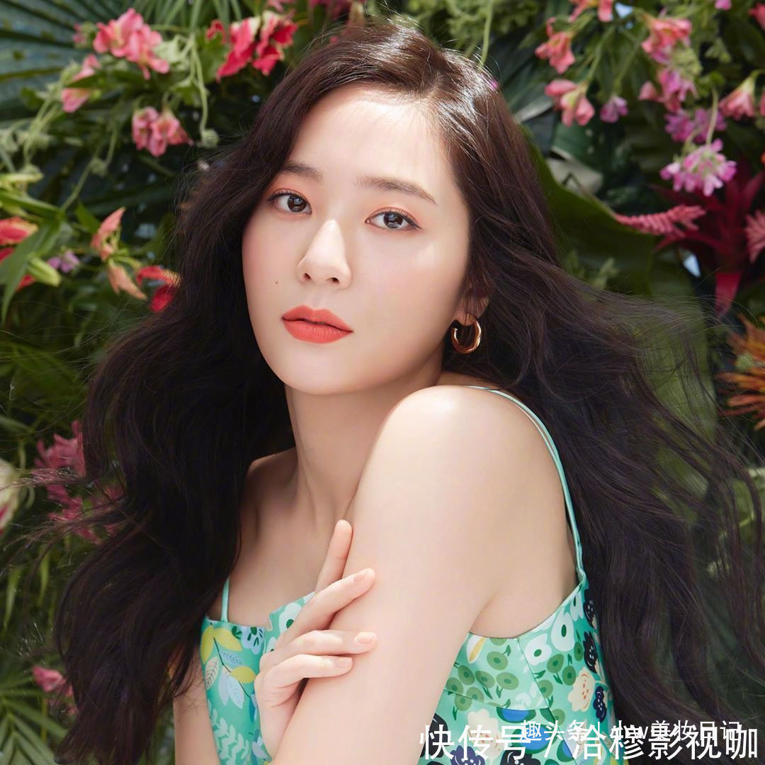 五官|女生坚持做3个动作,五官悄悄变得精致耐看,颜值回春惊艳众人