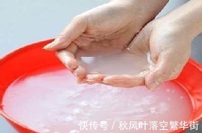 学会这些小妙招,一个月拖一次地,家里地板还是干干净净的