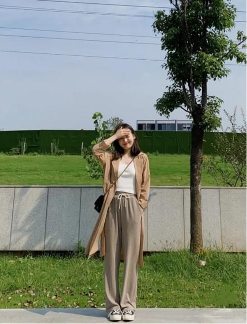 春季穿衣重在“精气神儿”，这3种颜色尽量少穿，这3种更显气色