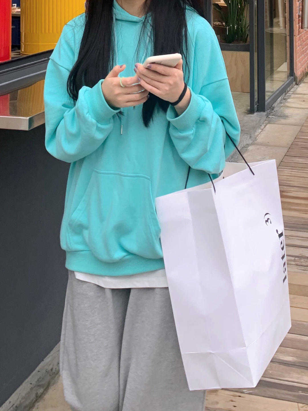 小仙女们 过年千万别选这三种颜色,上身不仅显老气,而且还特别显黑