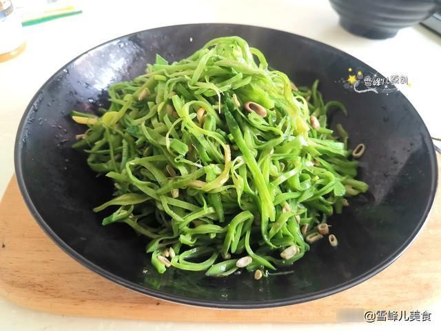 素炒扁豆|这菜越吃越香，比肉菜都下饭，简单易做清爽不油腻，夏天适合多吃