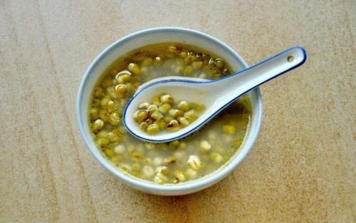 血糖偏高|每天喝一碗绿豆汤,血糖会稳定吗?大家不妨一试