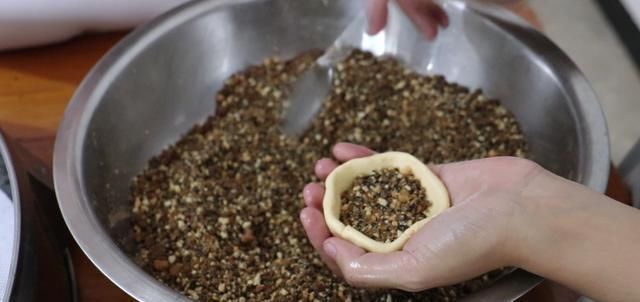  清洗干净|糯米粉最好吃的做法,全程手不沾面,松软香甜,比蛋糕简单好吃