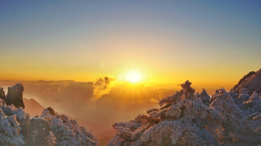 黄山风景区|零下10．3℃ 安徽黄山现大面积雾凇景观