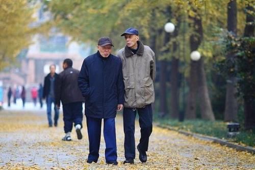 延年益寿|坚持每天走路真的可以长寿？建议：过了50岁，做好3件事或是关键