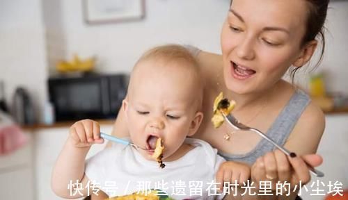 危害|还在给孩子喂“汤泡饭”吗?它的三大危害,家长千万别小看