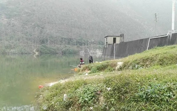 秋季4种神钓位，找到就能爆护，比夏天钓的都过瘾！