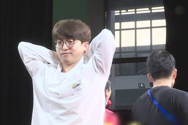 跑男游戏环节靠修音,现场原声曝光之后,姚译添大喊这么难听