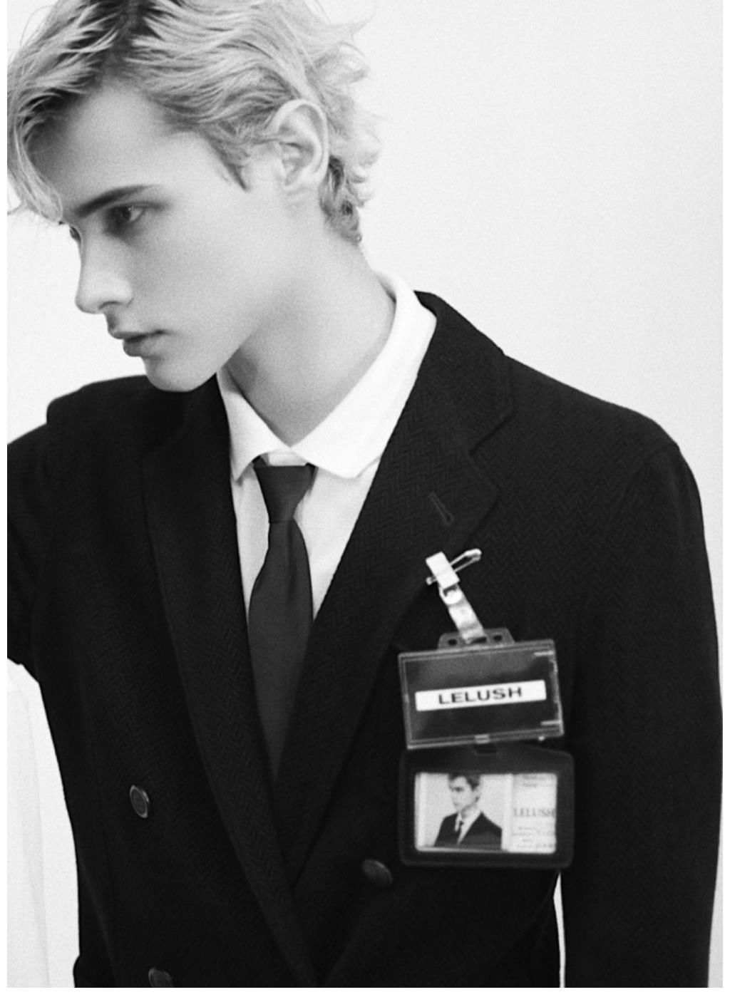 于和伟|利路修拍电影了!新造型令人期待,网友却直言:演员门槛这么低?