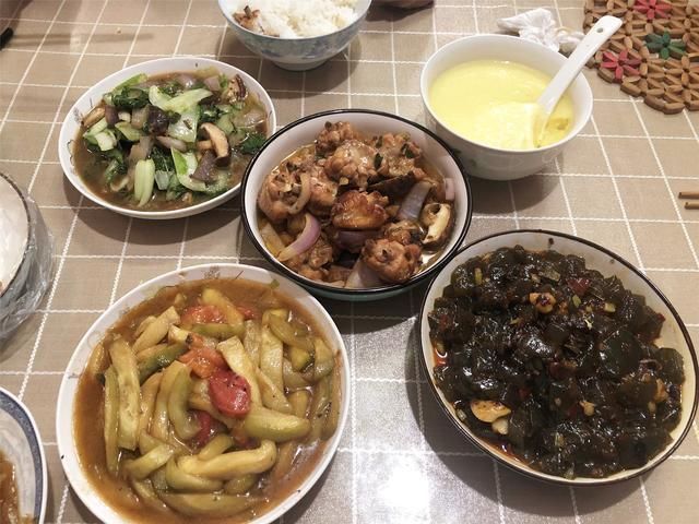 午餐|老两口给家人做的1周午餐,晒朋友圈火了,过日子不要“假精致”