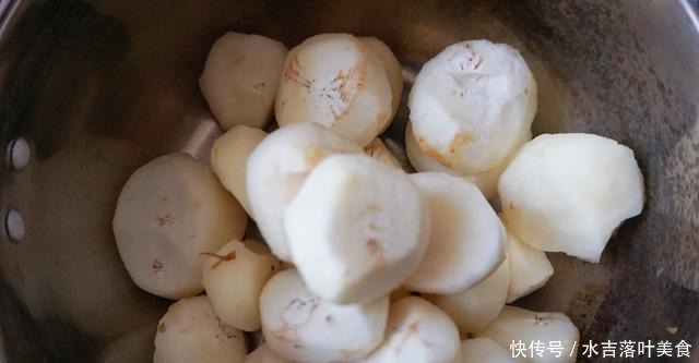 春天来了,荸荠做成马蹄爽和它这样一起喝,喝一杯真是精神爽到底