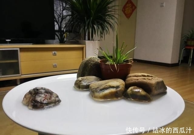 盘子|用石头盘子来养花,变成小盆景,价值能翻好几倍